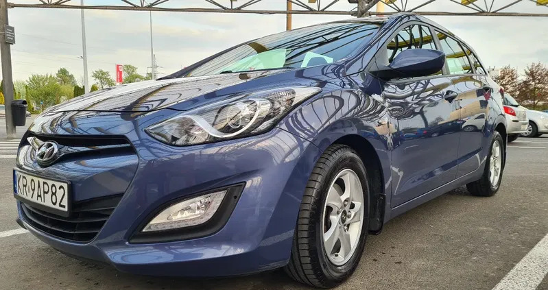 pomorskie Hyundai I30 cena 28000 przebieg: 208400, rok produkcji 2014 z Kraków